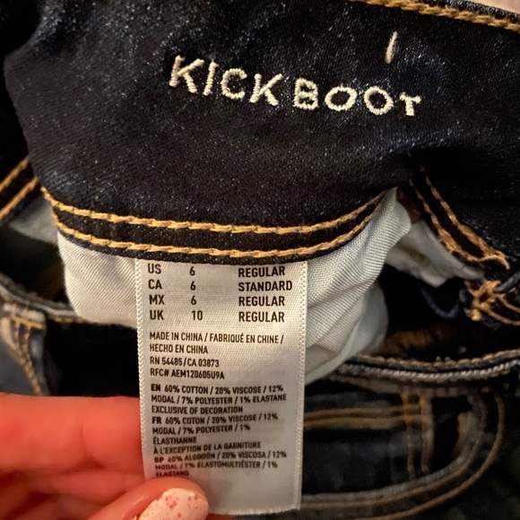 American Eagle Jeans - Picture 6 of 6